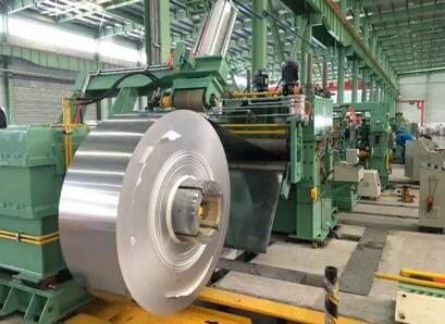 無(wú)錫海新新增不銹鋼開平生產(chǎn)線調(diào)試良好